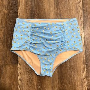 Kortni Jeane Ruched Bottoms 2.0- Lemons